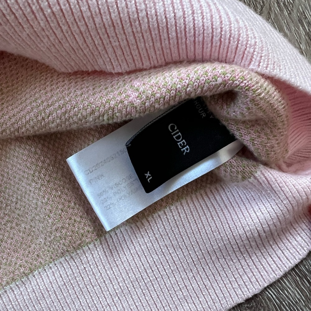 Pink Floral Bow Short Sleeve Top - Picture 3 of 3